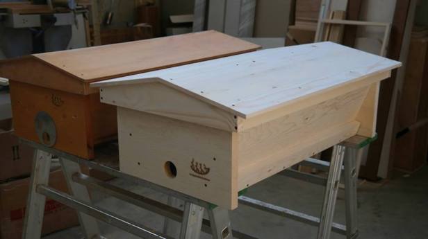 in-fotografia-a-sinistra-top-bar-2016-a-destra-top-bar-2017